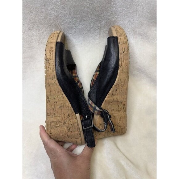 CROCS A-Leigh Black Leather Slingback Strap Cork Wedge Sandals Size 10 - Picture 10 of 12